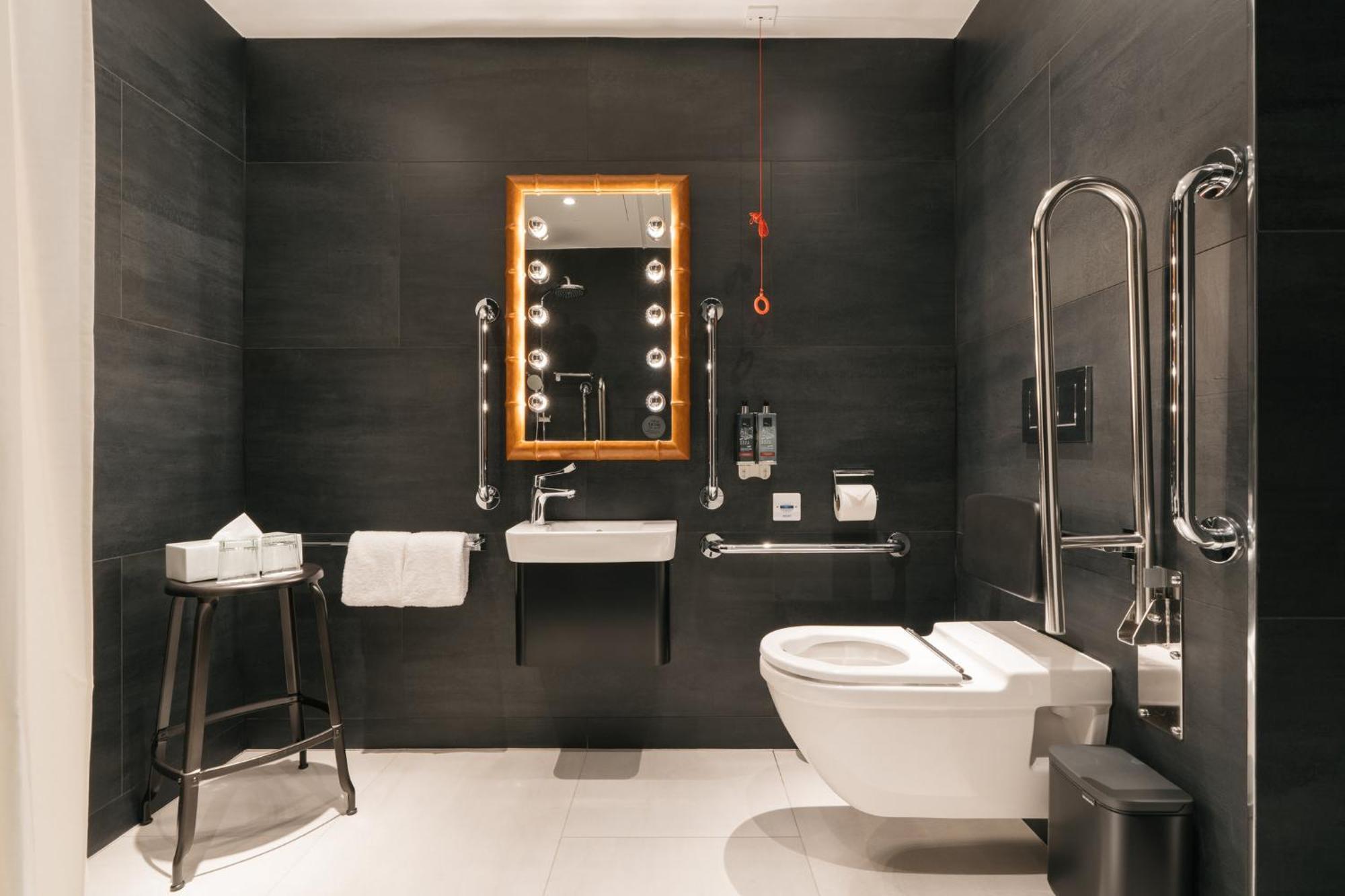Ruby Stella Hotel Londyn Zewnętrze zdjęcie